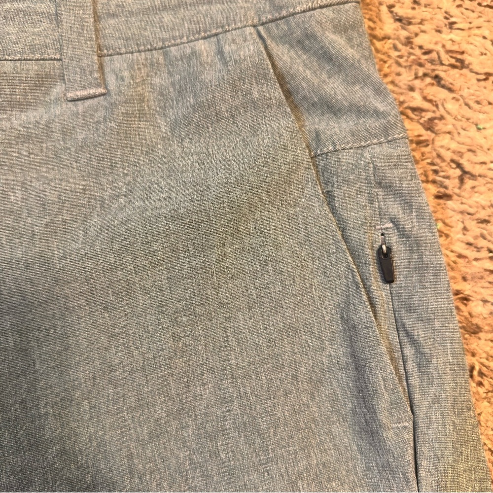 Vuori Aim Short - Picture 2 of 4